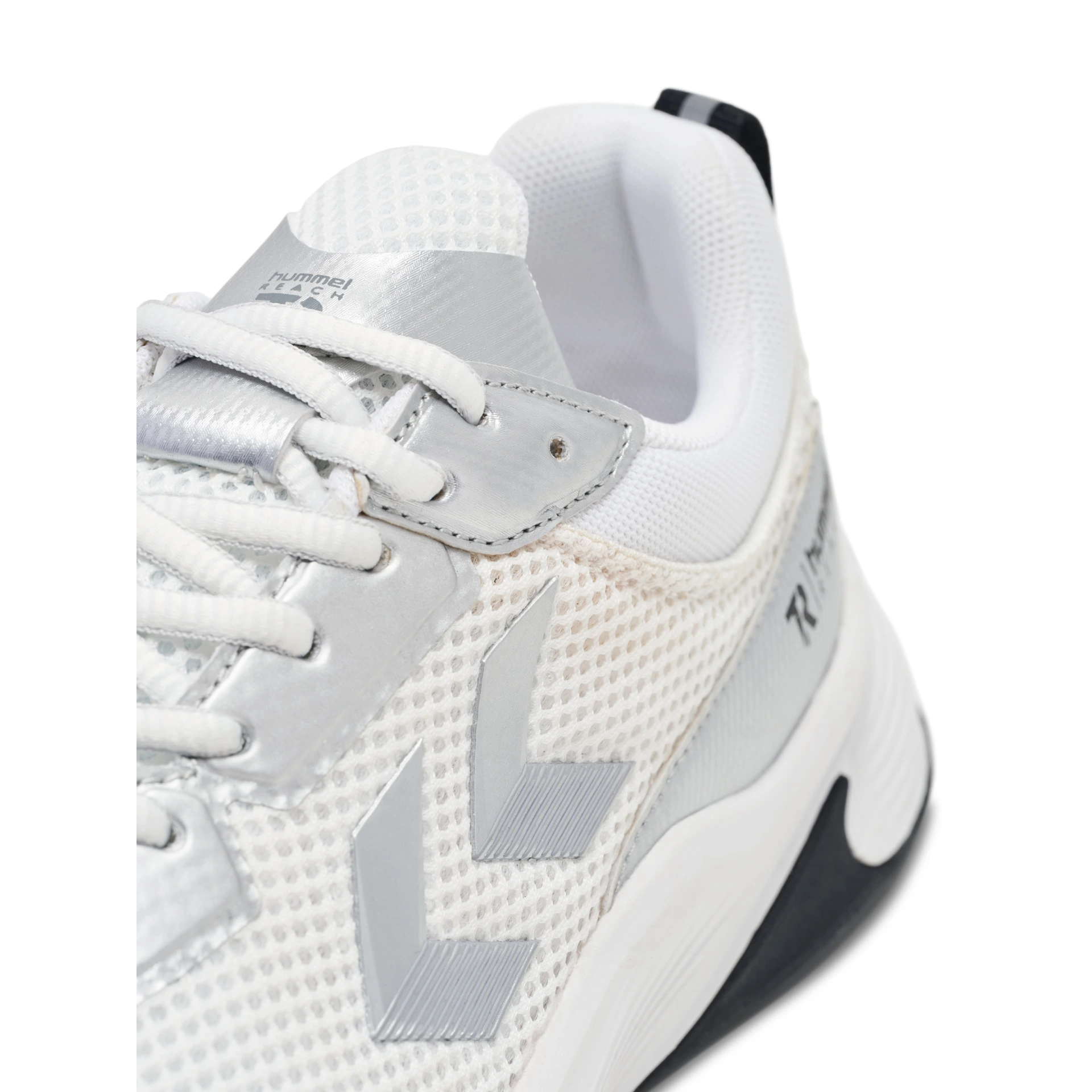 HUMMEL REACH_TR_CORE_SILVER___WHITE_SILVER___39 222814 9019 WHITE/SILVER