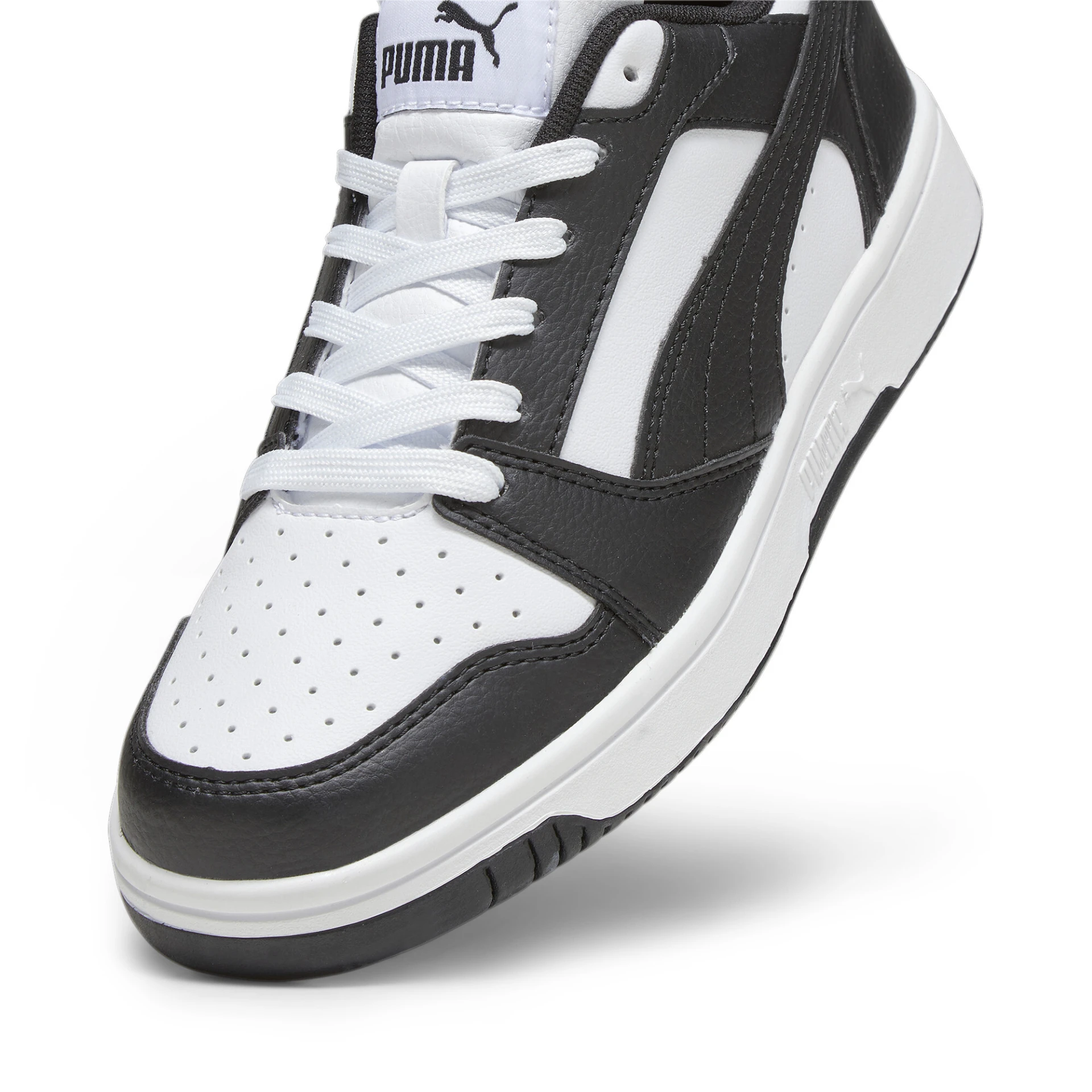 PUMA Puma_Rebound_V6_Lo_Jr 393833 001 PUMA WHITE-PUMA BLACK